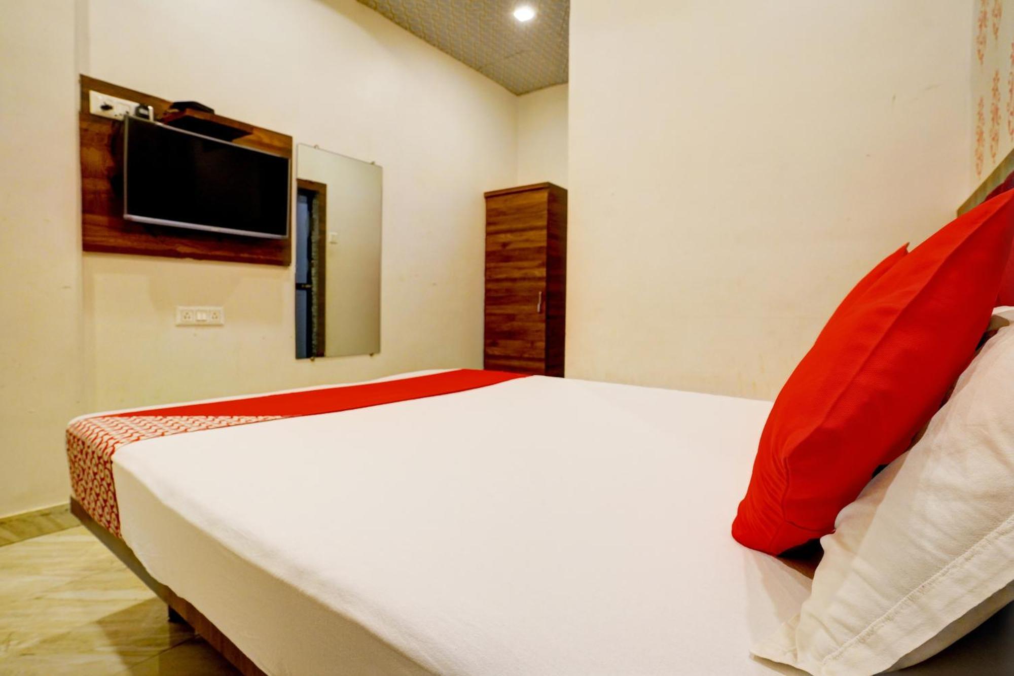 Hotel Aga Begs มุมไบ ภายนอก รูปภาพ